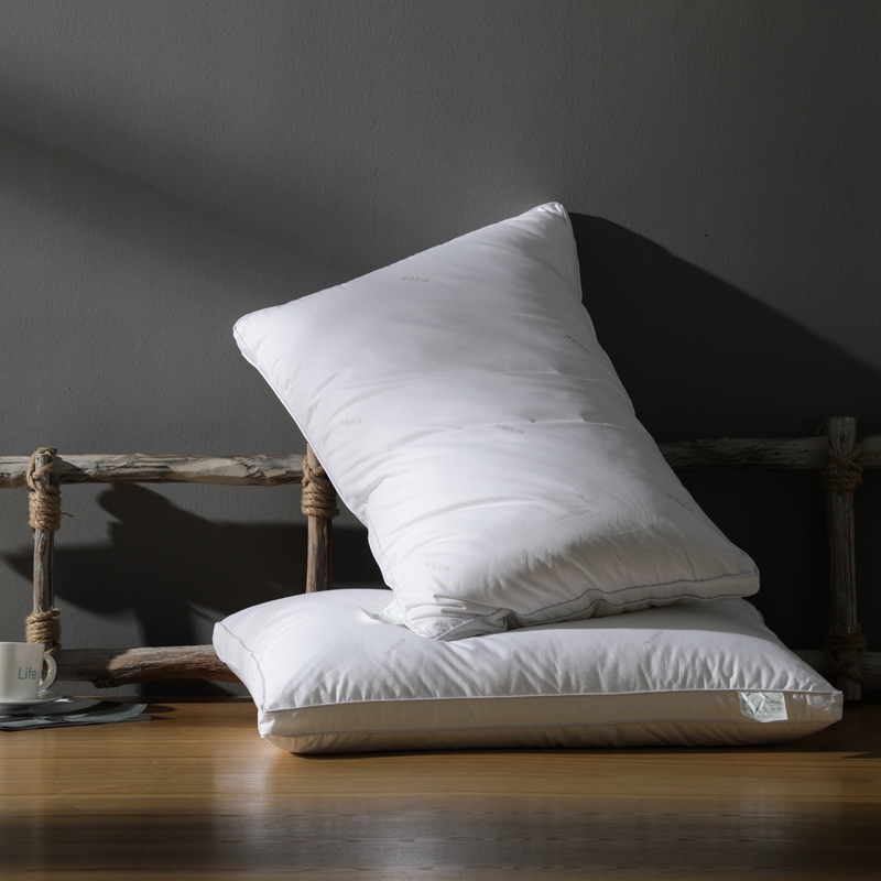 1200g Microfiber Filling 5 tähden Luxury Hilton Hotel Firm Pillow