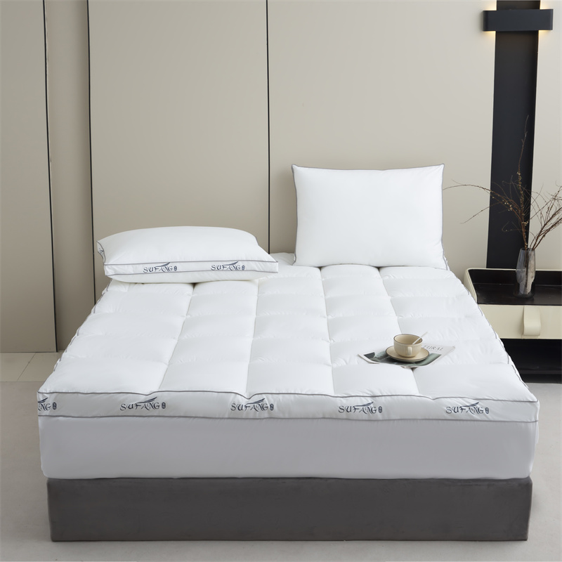 Räätälöity Print Logo Mikrokuitutäyte 40s Downproof Kangas putkipatjalla